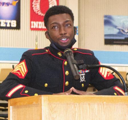Southeast High School honors veterans with breakfast, program